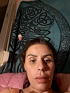 chiquitilla41 online show from 04/16/26, 02:23