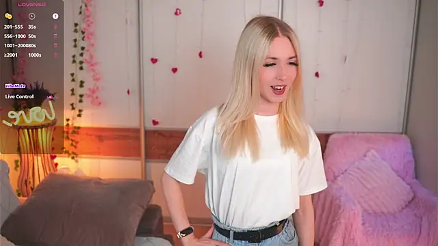 ScarlettRansdell online show from 04/05/26, 04:13