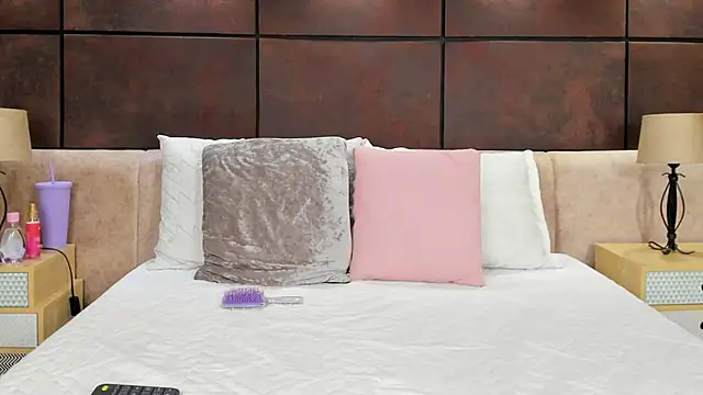 Snapshot of VaneAguirre chatting on 04/03/26, 12:55 VaneAguirre online show from 04/03/26, 12:55