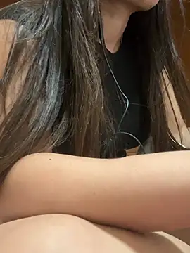 Supremegirlvibes online show from 05/01/26, 03:06