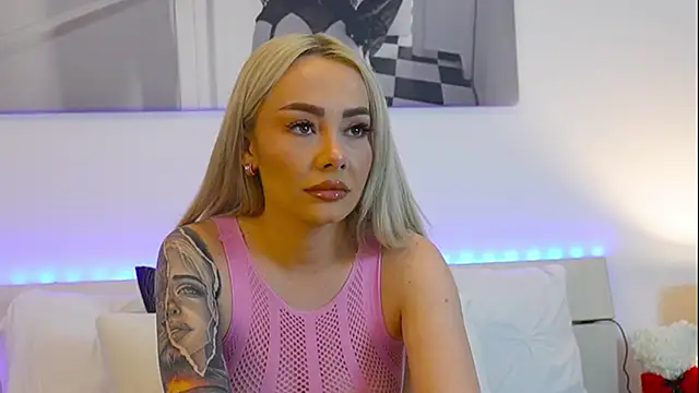 FrancescaGrayy online show from 05/04/26, 06:33