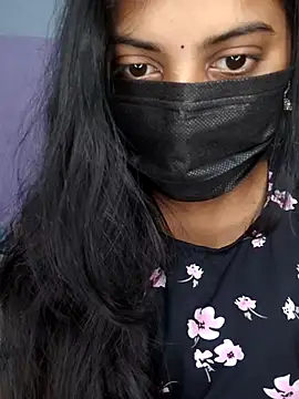 Snapshot of miss_eyekiller12 chatting on 04/12/26, 10:40 miss eyekiller12 online show from 04/12/26, 10:40