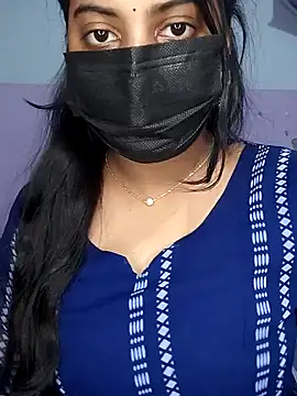 Snapshot of miss_eyekiller12 chatting on 04/12/26, 10:57 miss eyekiller12 online show from 04/12/26, 10:57