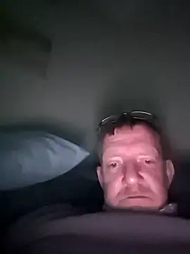 Notiesfuk online show from 04/11/26, 09:07