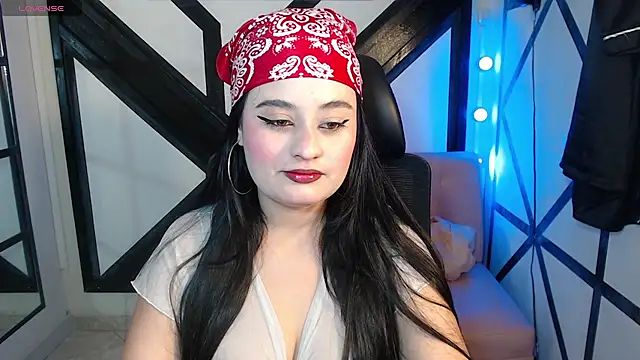Snapshot of gabriela_tm1 chatting on 06/26/26, 01:50 gabriela tm1 online show from 06/26/26, 01:50