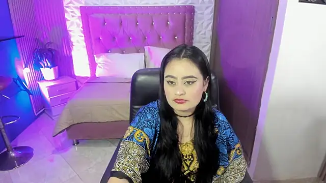 Snapshot of gabriela_tm1 chatting on 06/15/26, 09:14 gabriela tm1 online show from 06/15/26, 09:14