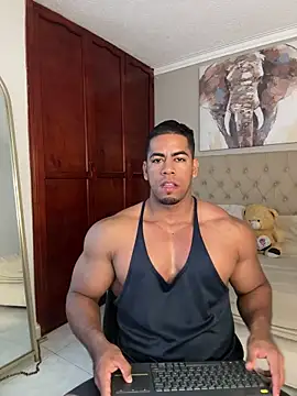 Snapshot of Trevor_vinc chatting on 04/14/26, 02:22 Trevor vinc online show from 04/14/26, 02:22