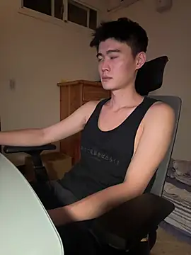 CalvinHY online show from 06/19/26, 06:58