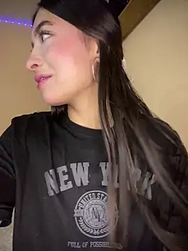 Itze Mua online show from 04/15/26, 11:05