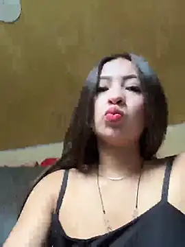 Itze Mua online show from 06/24/26, 07:01