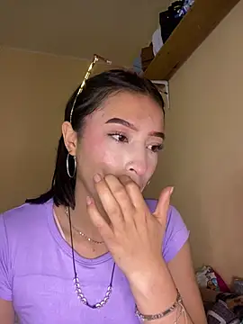 Itze Mua online show from 04/05/26, 10:00