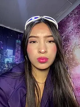 Itze Mua online show from 03/29/26, 04:03