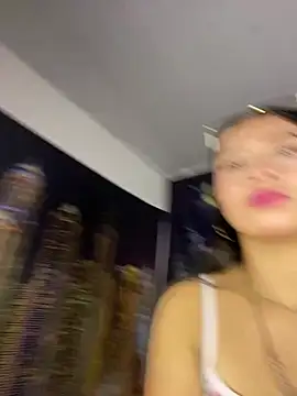 Itze Mua online show from 03/26/26, 03:16