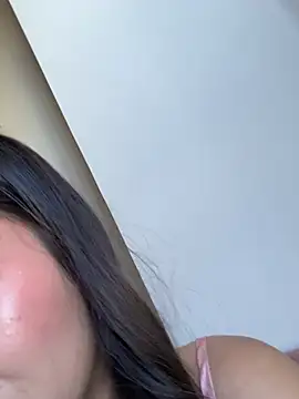 Itze Mua online show from 07/22/26, 08:00