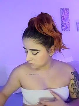 Snapshot of martina_connor1 chatting on 06/19/26, 04:57 martina connor1 online show from 06/19/26, 04:57