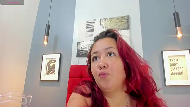 Paulinna Curvy online show from 05/29/26, 01:39
