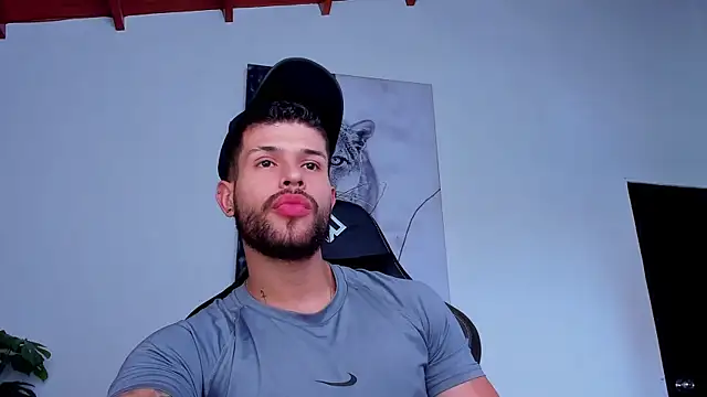 Santos ramirez1 online show from 06/19/26, 02:56