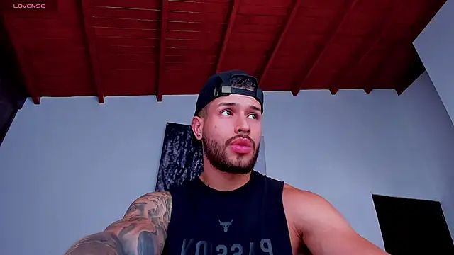 Santos ramirez1 online show from 04/01/26, 01:52