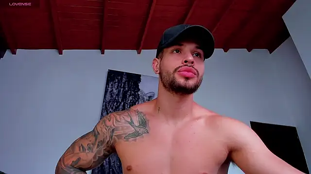 Snapshot of Santos_ramirez1 chatting on 04/16/26, 03:02 Santos ramirez1 online show from 04/16/26, 03:02