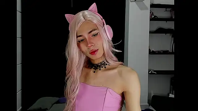 Snapshot of sue_krous chatting on 03/23/26, 05:18 sue krous online show from 03/23/26, 05:18