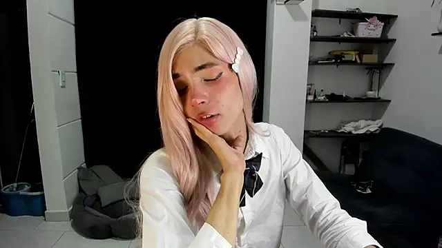 Snapshot of sue_krous chatting on 03/31/26, 09:55 sue krous online show from 03/31/26, 09:55