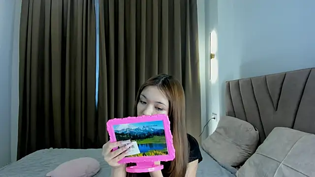 kok0mi online show from 04/11/26, 03:14