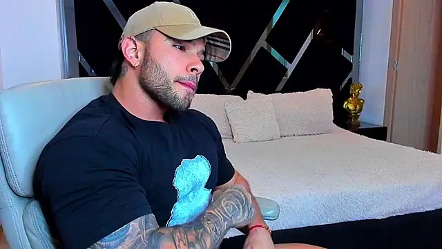 Snapshot of Raytorres chatting on 04/03/26, 08:15 Raytorres online show from 04/03/26, 08:15