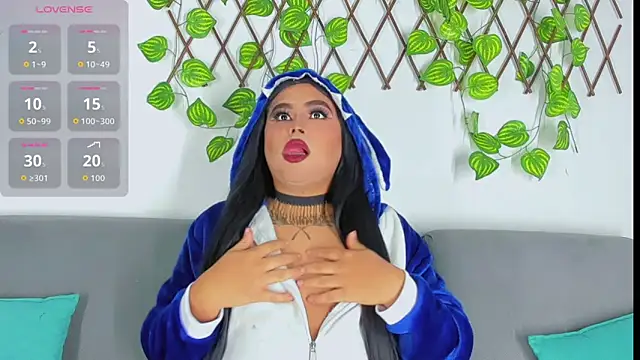 Snapshot of Arialane_ chatting on 03/30/26, 02:13 Arialane online show from 03/30/26, 02:13