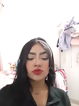 baby-skinnd online show from 04/12/26, 01:31