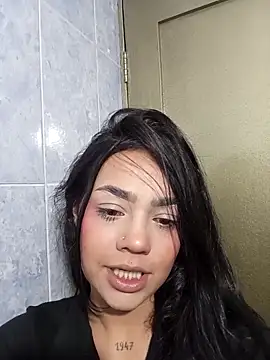 baby-skinnd online show from 04/13/26, 12:20