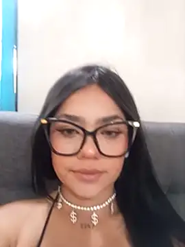 baby-skinnd online show from 04/06/26, 01:56