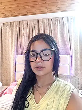 baby-skinnd online show from 03/28/26, 03:35