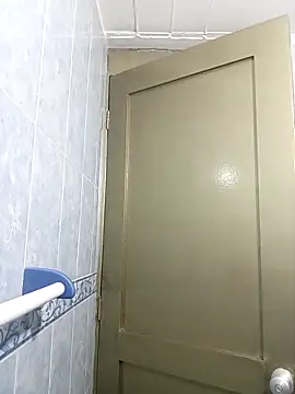 baby-skinnd online show from 04/08/26, 11:55