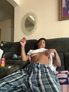 PHAT FTM KLIT87 online show from 04/21/26, 01:17