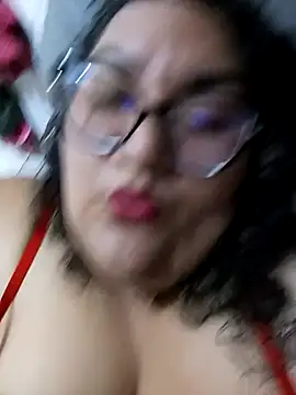 Snapshot of kiroshy chatting on 04/08/26, 06:53 kiroshy online show from 04/08/26, 06:53