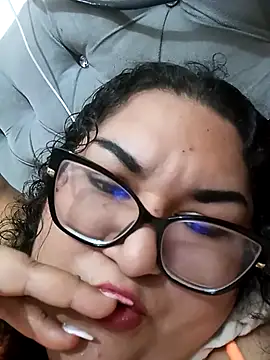 Snapshot of kiroshy chatting on 04/09/26, 06:58 kiroshy online show from 04/09/26, 06:58