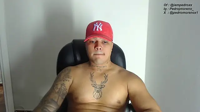 Snapshot of Pedro_x777 chatting on 05/25/26, 03:17 Pedro x777 online show from 05/25/26, 03:17