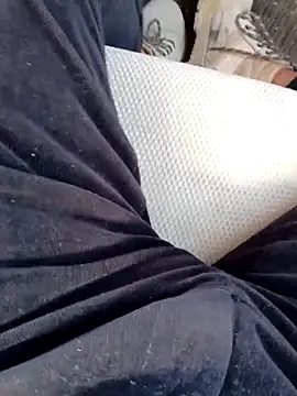 oneeyedwonder96 online show from 04/02/26, 10:55