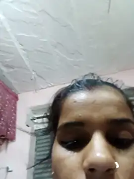 Raveena0990 online show from 05/25/26, 06:28