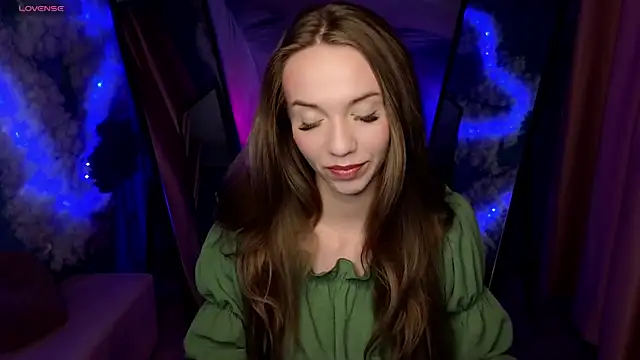 Snapshot of TonyRaymon chatting on 04/14/26, 12:21 TonyRaymon online show from 04/14/26, 12:21