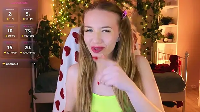 Snapshot of TonyRaymon chatting on 04/06/26, 06:09 TonyRaymon online show from 04/06/26, 06:09