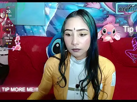 CataLopezzz online show from 05/17/26, 11:16