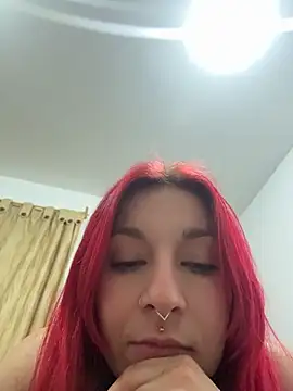Amelie-RedHoney online show from 05/11/26, 04:36
