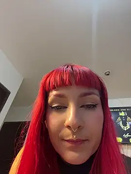Snapshot of Amelie-RedHoney chatting on 07/25/26, 05:59 Amelie-RedHoney online show from 07/25/26, 05:59