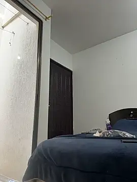 Amelie-RedHoney online show from 04/01/26, 07:22