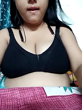 strip mayuri online show from 04/14/26, 07:41