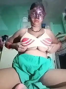 hotpussyxxx777 online show from 06/15/26, 09:47