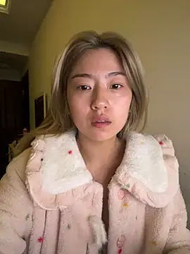 Olivia PINK0322 online show from 05/18/26, 12:10