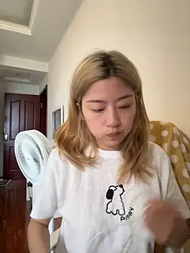 Olivia PINK0322 online show from 06/02/26, 10:37
