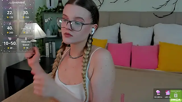 Snapshot of Emma_peach chatting on 07/16/26, 07:38 Emma peach online show from 07/16/26, 07:38